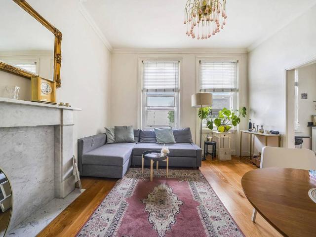 Flat for sale in Maida Vale, Greater London