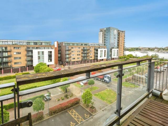 Flat for sale in Cardiff International Sports Village, Falcon Lodge