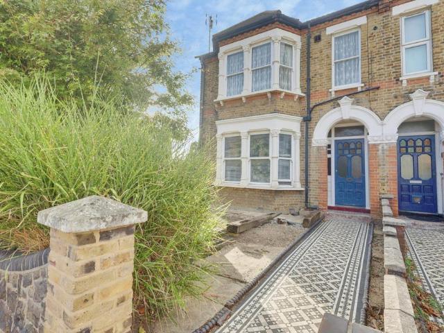 Flat for sale in Shoeburyness, Southend-on-Sea