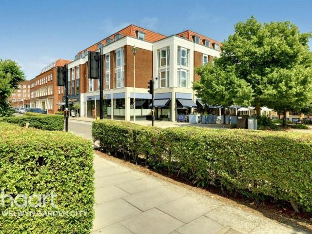 Flat for sale in Fretherne, Hertfordshire