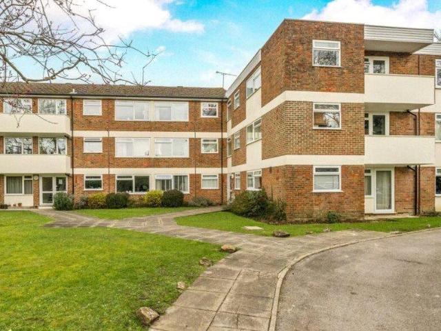Flat for sale in Charlotteville, Westborough