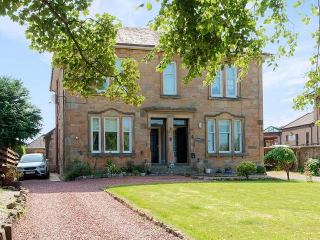 Flat for sale in Flushing, Scotland