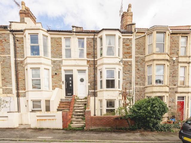 Flat for sale in Windmill Hill, Feckenham