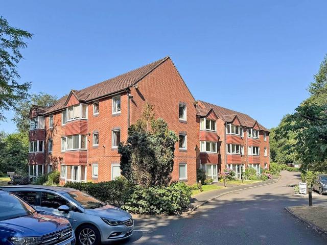 Flat for sale in Tettenhall, West Midlands