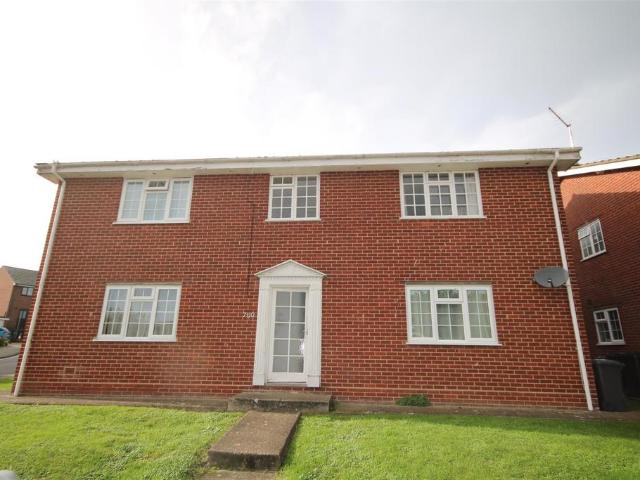 Flat for sale in St. Mildred's, The Bridge