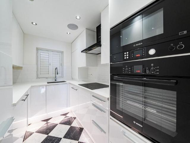 Flat for sale in Brompton, Greater London