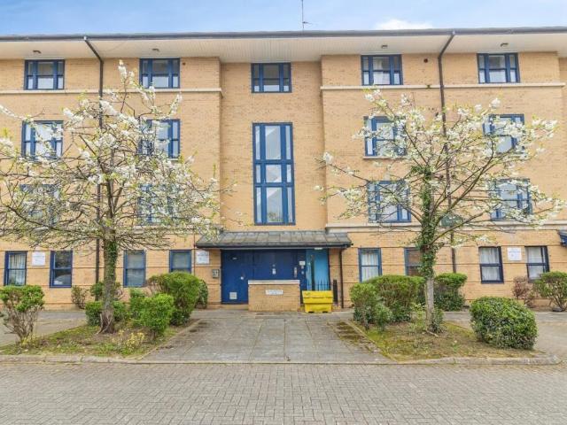 Flat for sale in Old Wolverton, Milton Keynes