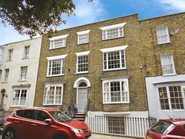Flat for sale in Margate Old Town, Acol