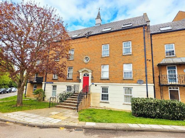 Flat for sale in Evershot, Oxfordshire