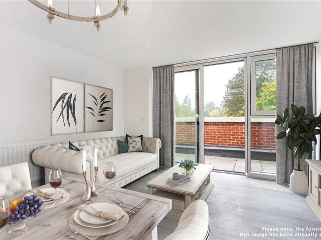 Flat for sale in Sunningdale