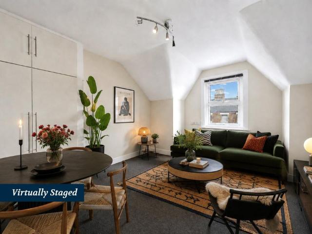 Flat for sale in West Hampstead, Greater London