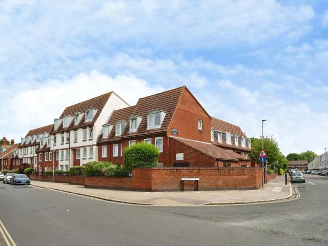 Flat for sale in Southsea, City Of Portsmouth