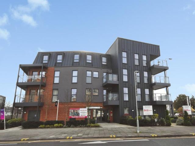 Flat for sale in Moulsham, Chelmsford