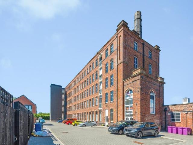 Flat for sale in Fazeley, Boley Park