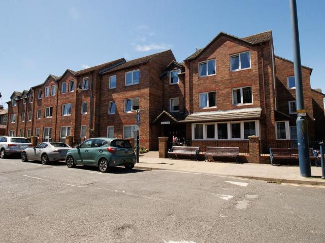 Flat for sale in The Pastures, Filey