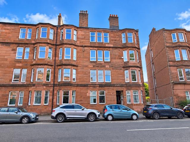 Flat for sale in Strathbungo, Glasgow