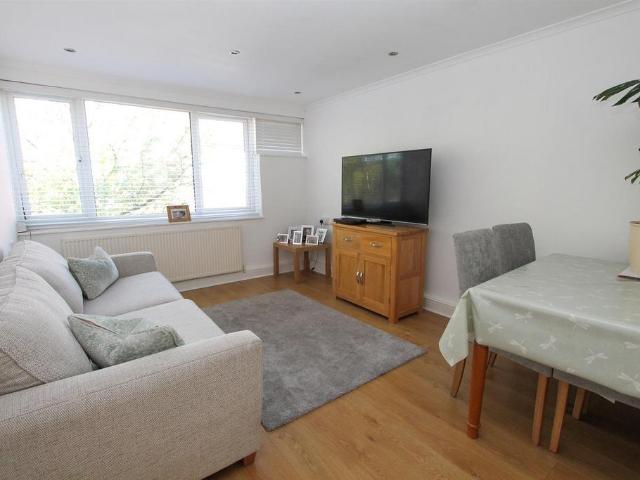 Flat for sale in London Borough of Sutton, Greater London
