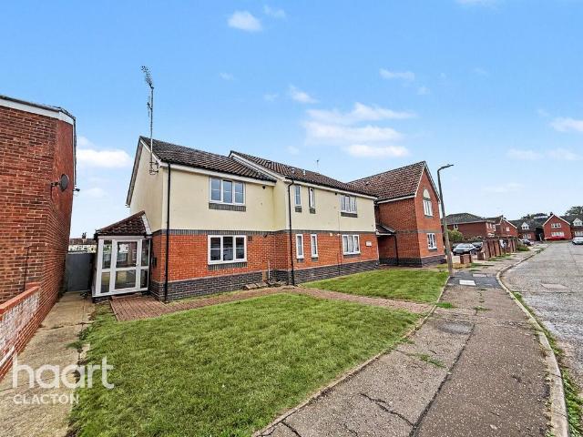 Flat for sale in Upper Dovercourt, Dale Hill