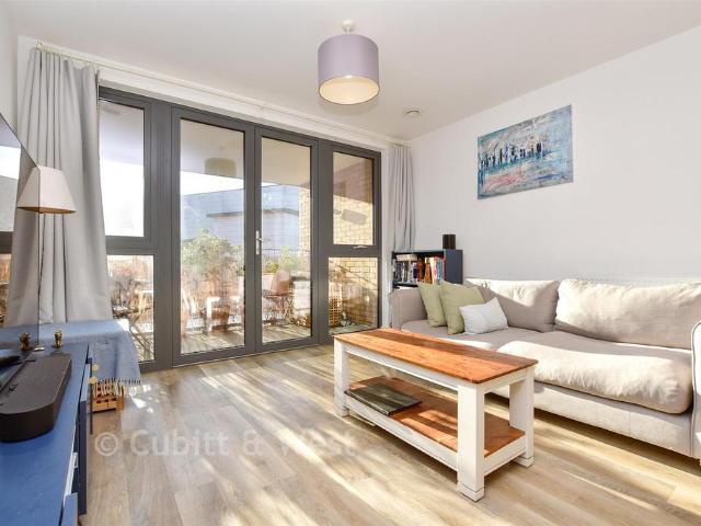 Flat for sale in Greater London