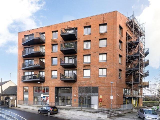 Flat for sale in Bromley-by-Bow, Poplar Grove