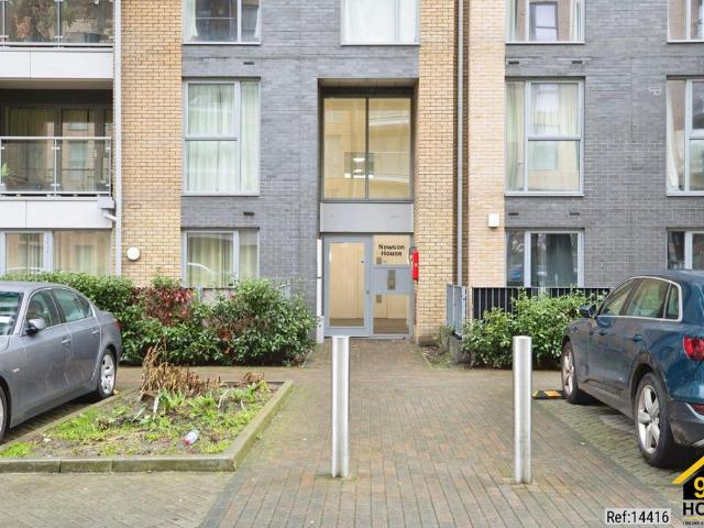 Flat for sale in Loughborough Junction, Greater London