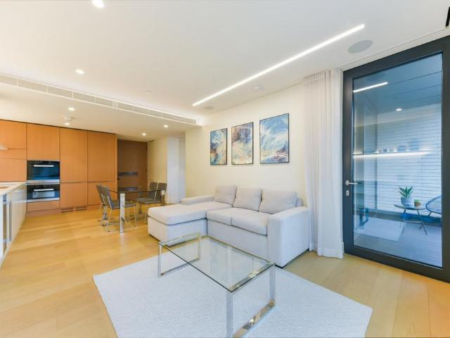 Flat for sale in Fitzrovia, Greater London