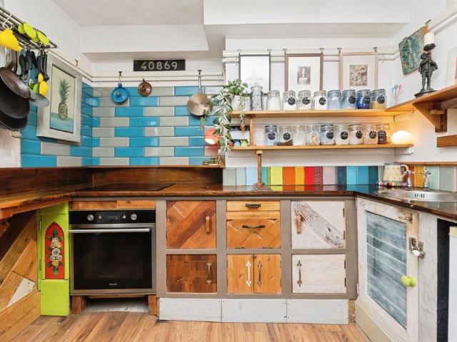 Flat for sale in Easton, Feckenham