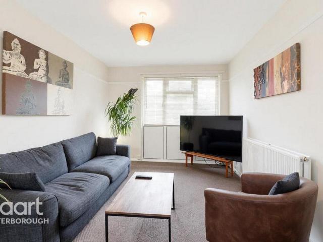 Flat for sale in North Bretton, Peterborough