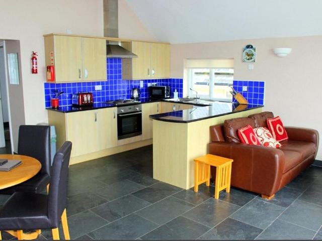 Flat for sale in Pendine, Wales