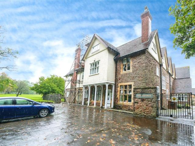 Flat for sale in Feckenham, City Of Bristol