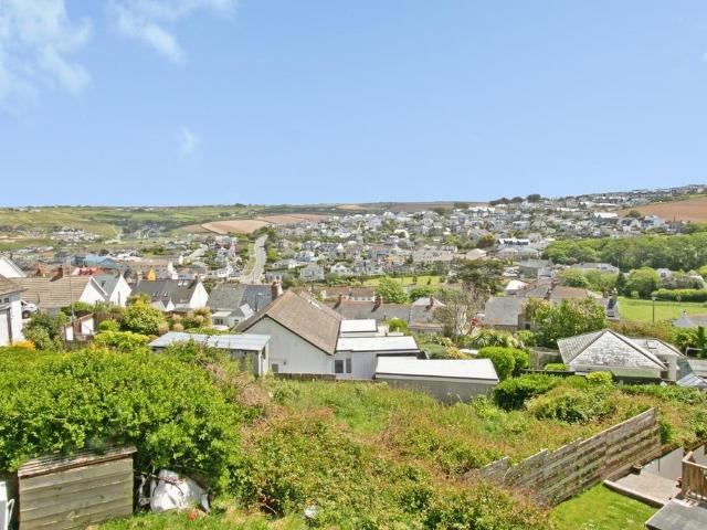 Flat for sale in Penwartha Coombe, Cornwall