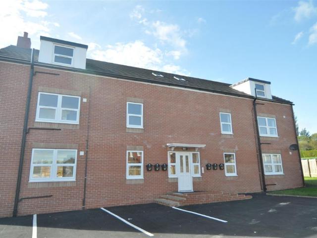 Flat for sale in Jump, Barnsley