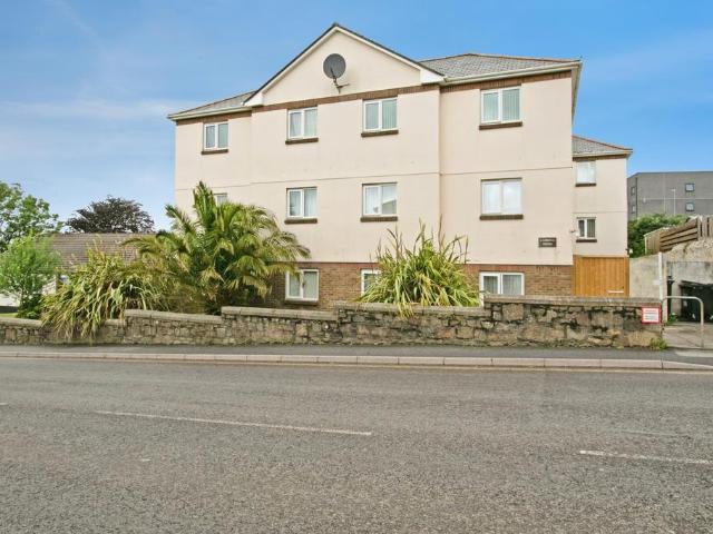 Flat for sale in South Tehidy, Cornwall