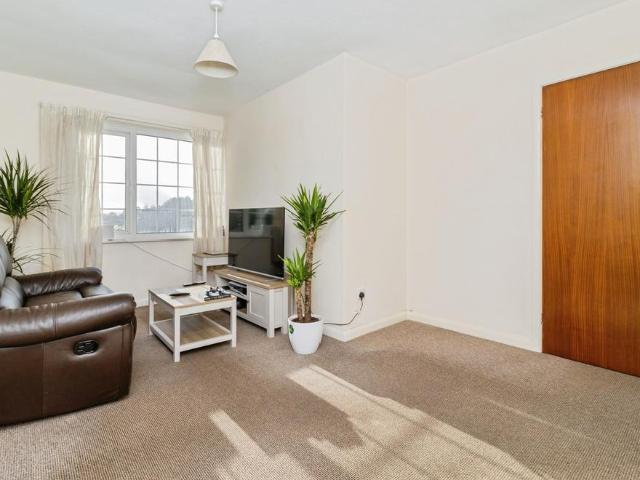 Flat for sale in Highweek, Bridford