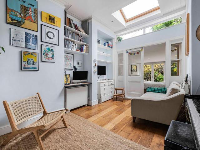 Flat for sale in Nevill Park, Sandown Park