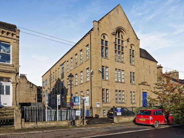 Flat for sale in Folly Hall, Kirklees