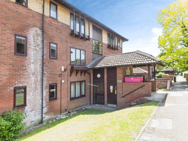 Flat for sale in Isle Of Man