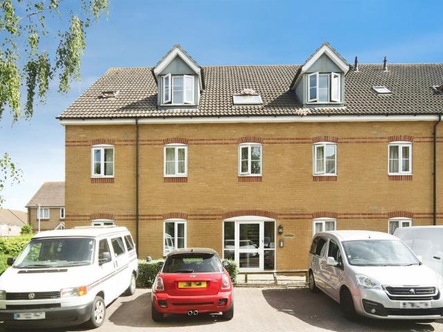 Flat for sale in Firepool, Rumwell