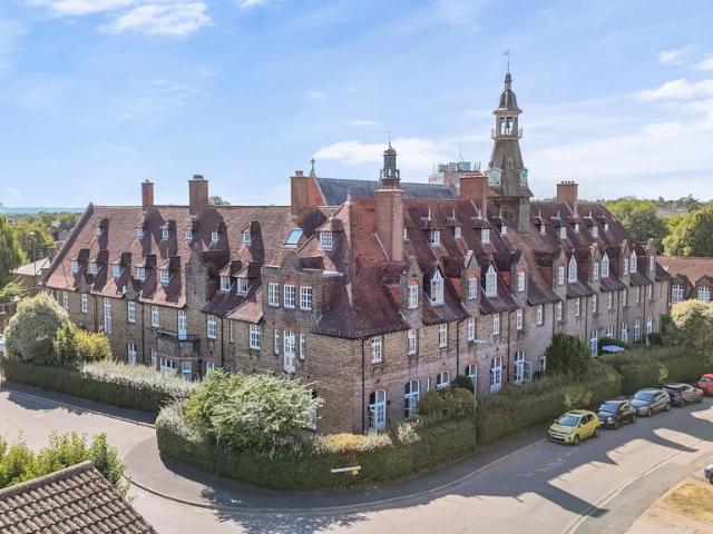 Flat for sale in Haywards Heath, Mid Sussex