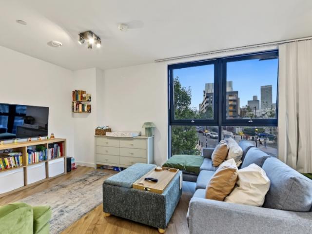 Flat for sale in London Borough of Tower Hamlets, Greater London