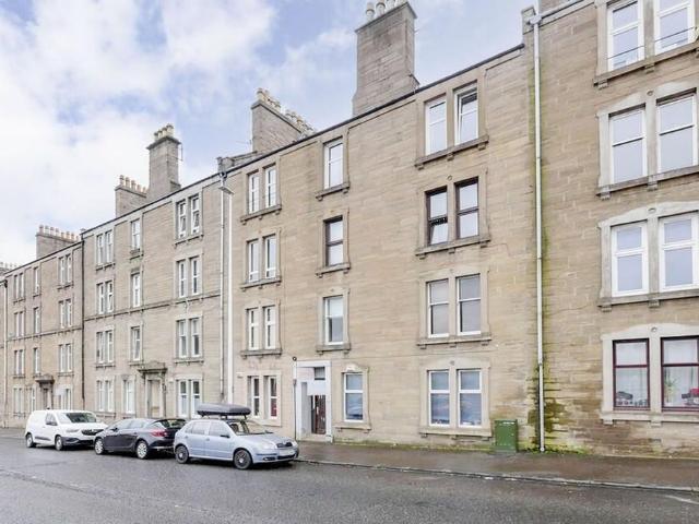 Flat for sale in Logie, Dundee