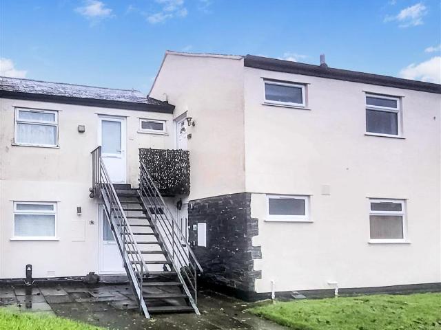 Flat for sale in Harlech
