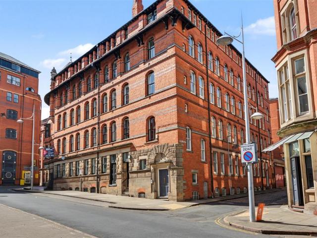 Flat for sale in St Ann's, Haddon