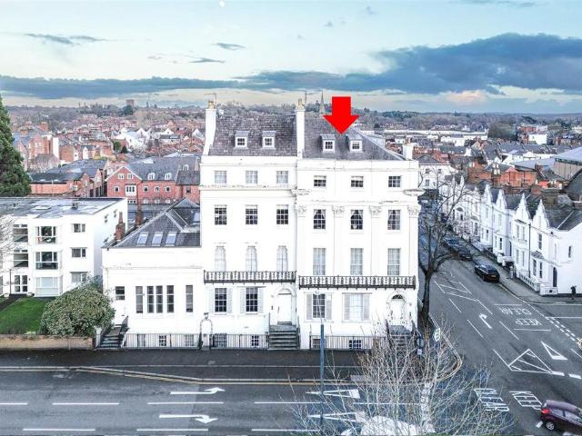 Flat for sale in Milverton, Green Close