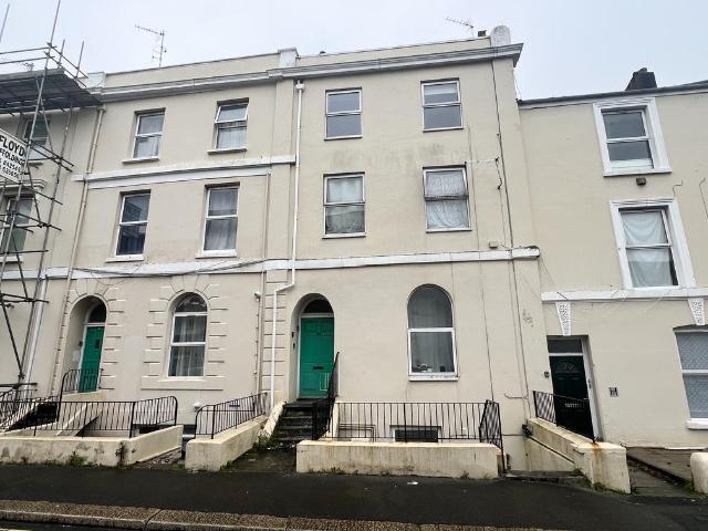 Flat for sale in Pennycomequick, Mount Wise