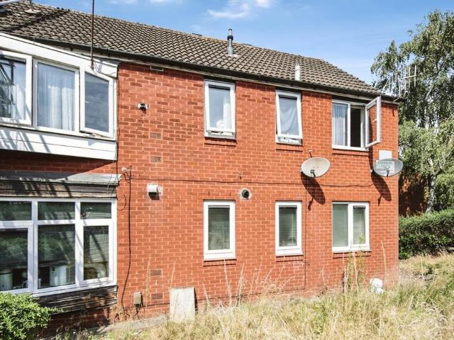 Flat for sale in Kitts Green, Buckland End