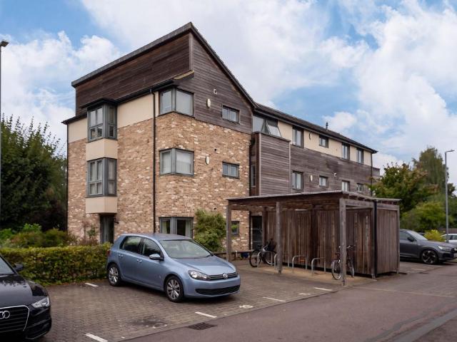Flat for sale in Arrington, Cambridgeshire