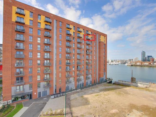 Flat for sale in Woolston, City Of Southampton