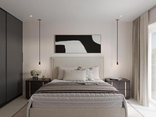 Flat for sale in Epsom, Surrey