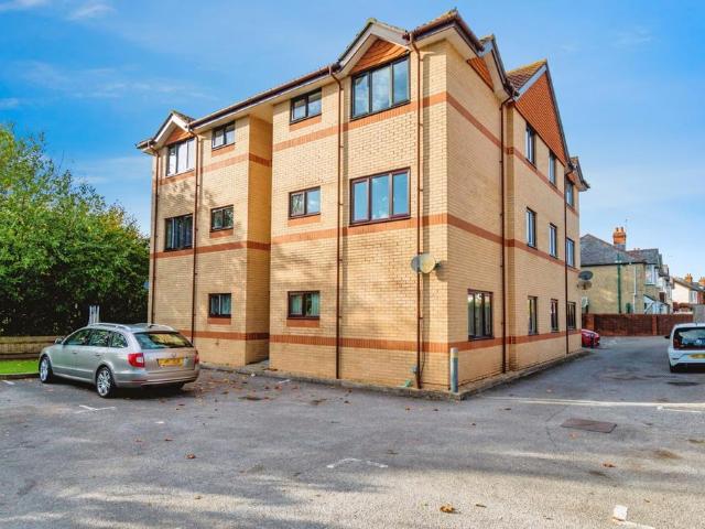 Flat for sale in Freemantle, Isle Of Man